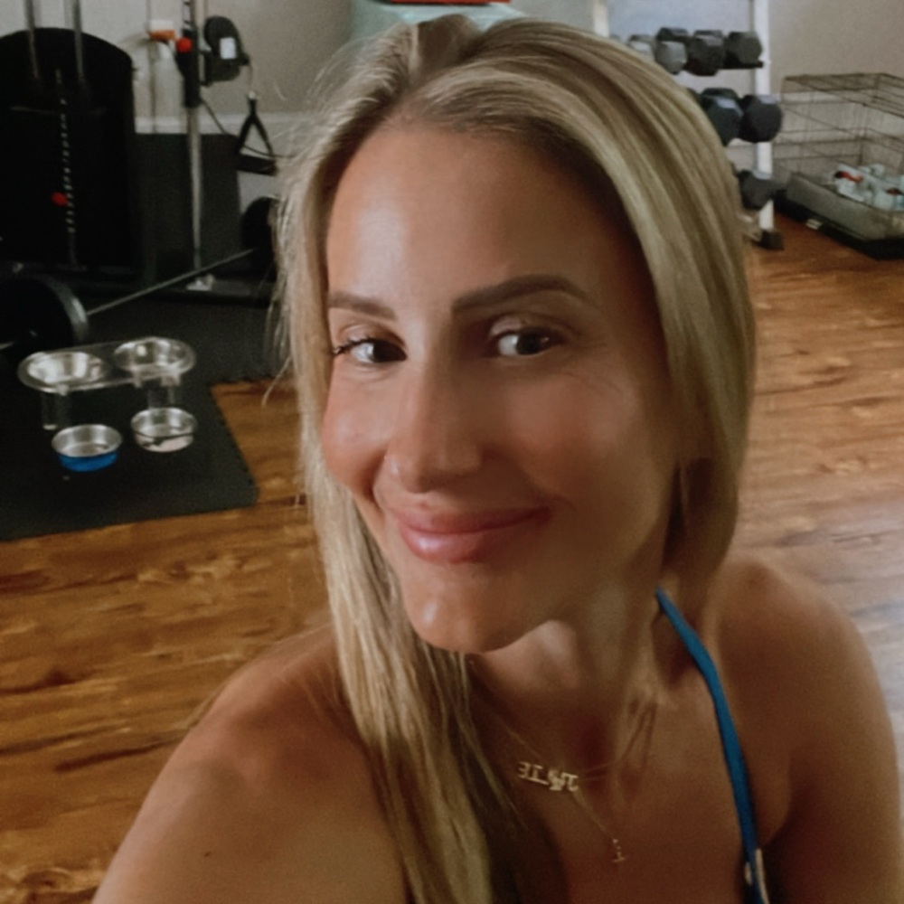 Meet your Posher, Julie